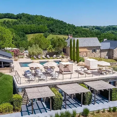 Maison De Avec Piscine Pres De 150 M²