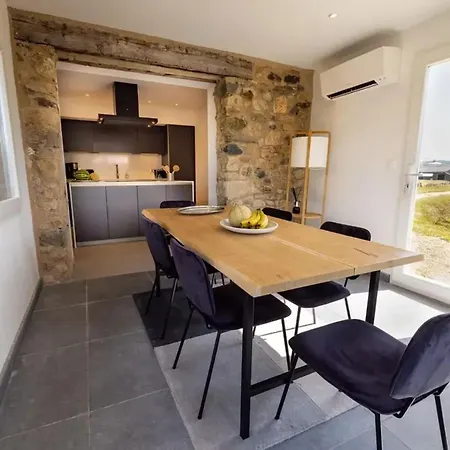 Maison De Avec Piscine Pres De 150 M² 別荘 Maleville