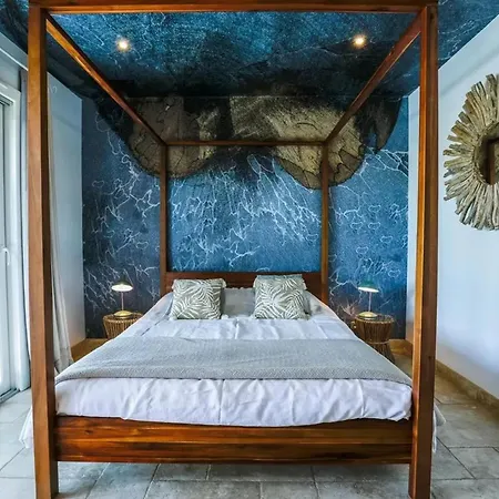 Maison De Avec Piscine Pres De 150 M² Maleville