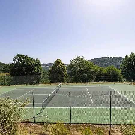 Maison De Avec Piscine Pres De 150 M²