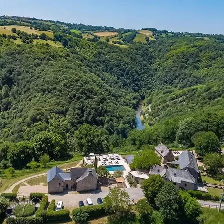 Maison De Avec Piscine Pres De 150 M² Сasa de vacaciones Maleville