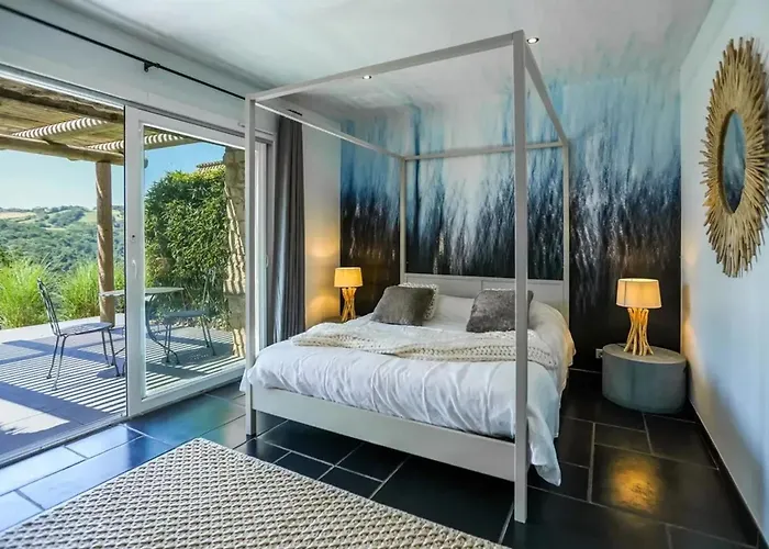 Сasa de vacaciones Maison De Avec Piscine Pres De 150 M² Maleville