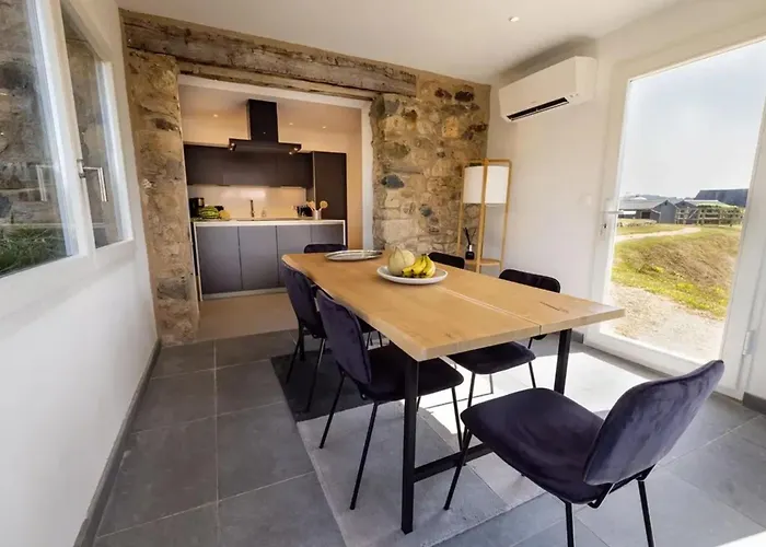 Maison De Avec Piscine Pres De 150 M² Сasa de vacaciones Maleville