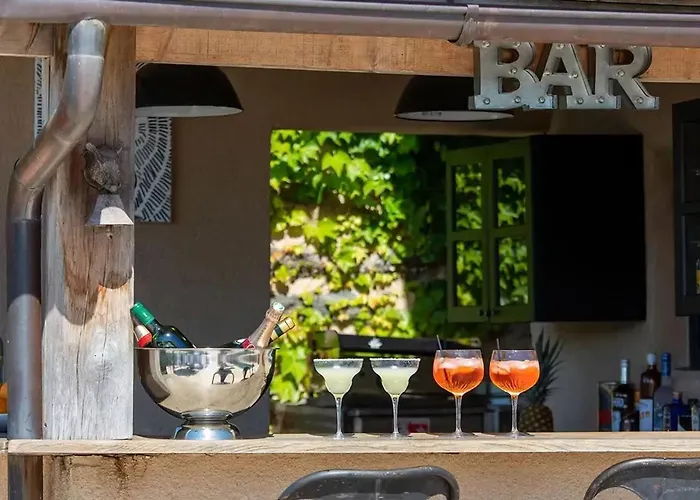 Maison De Avec Piscine Pres De 150 M² * Maleville