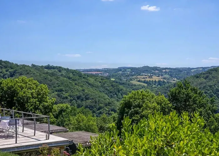 Maison De Avec Piscine Pres De 150 M² Сasa de vacaciones Maleville